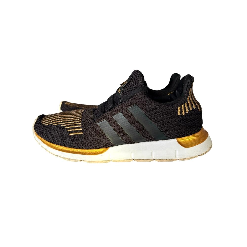Adidas Originals Swift Run sneakers black/metallic gold accent Athletic sz 5.5 W
